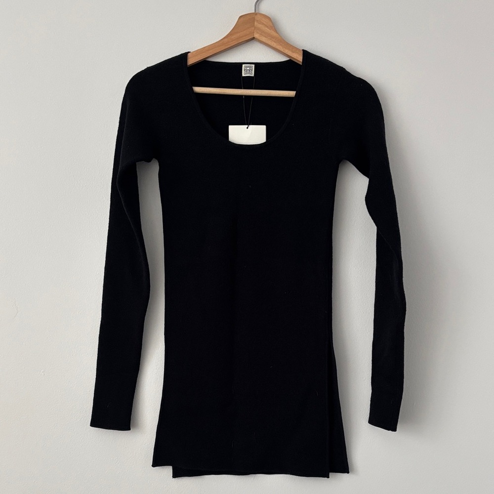 Totême Black Long Sleeve Top Sweater